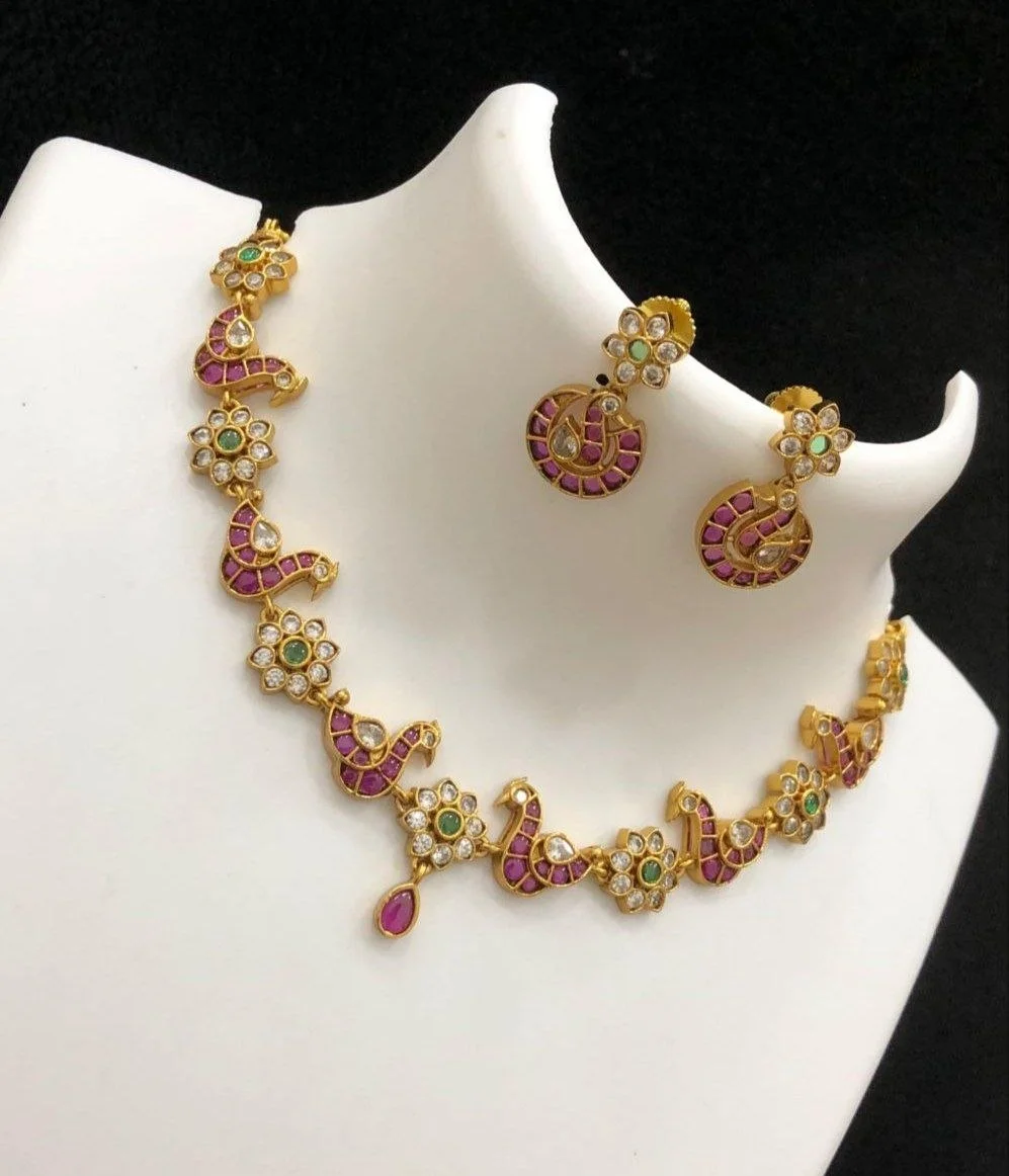 Peacock Bloom AD Kemp Stone Necklace Set